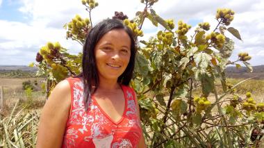 During the Covid-19 pandemic Lucimara, 34, received food packages sourced from smallholder farmers